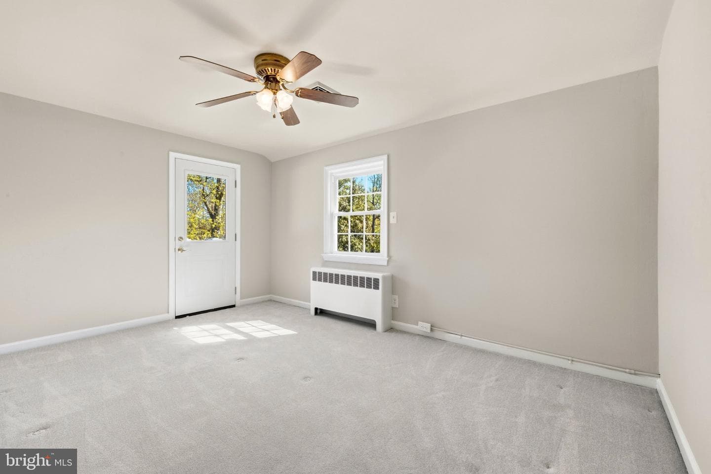 5216 Clifton Street photo 17
