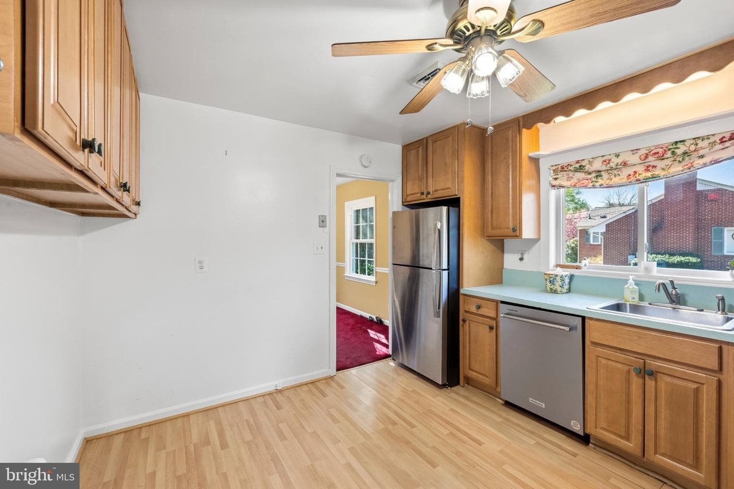 5216 Clifton Street photo 9