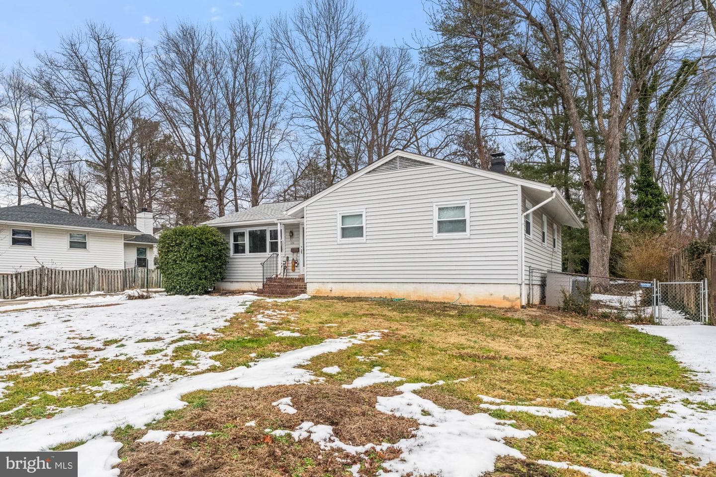 606 Meadow Lane SW photo 6