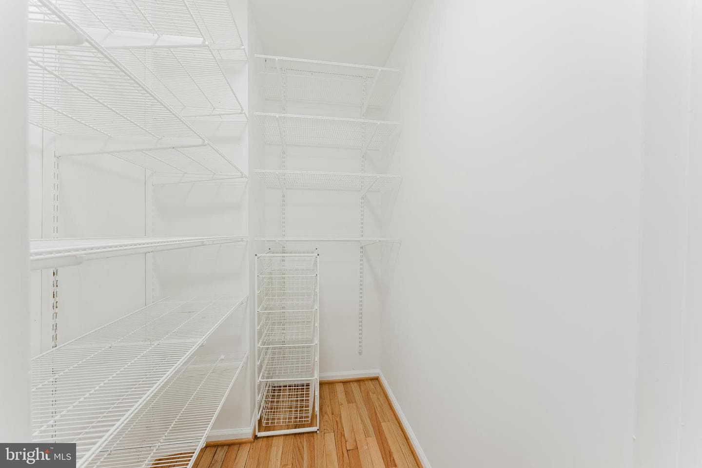 9505 Sailcloth Place photo 24