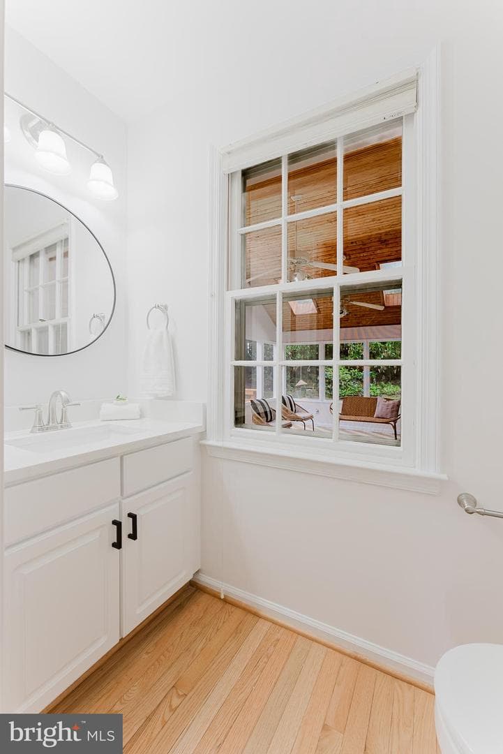 9505 Sailcloth Place photo 34