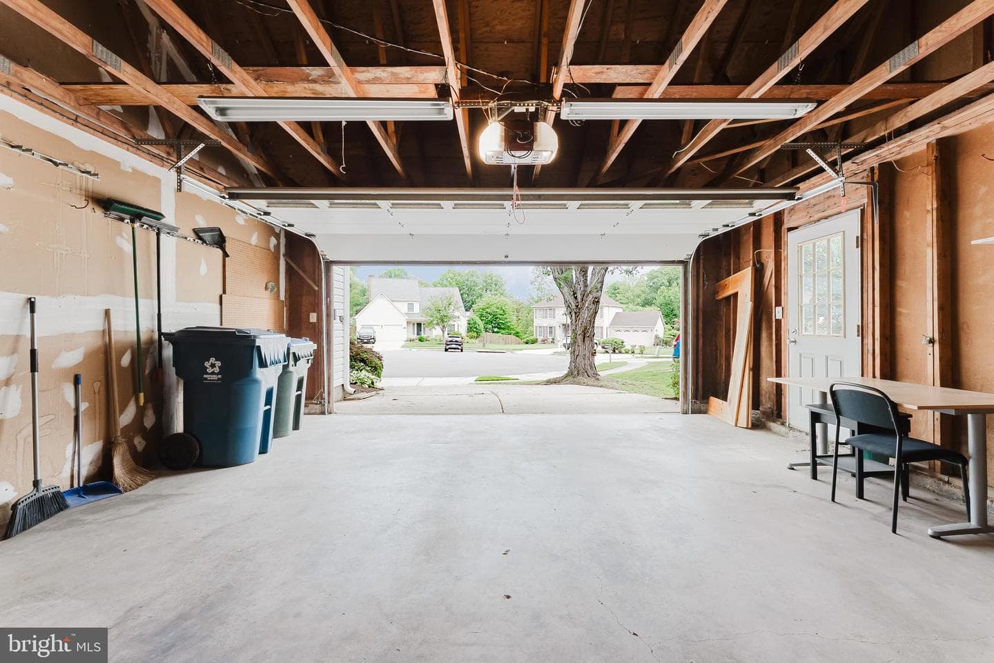 9505 Sailcloth Place photo 36