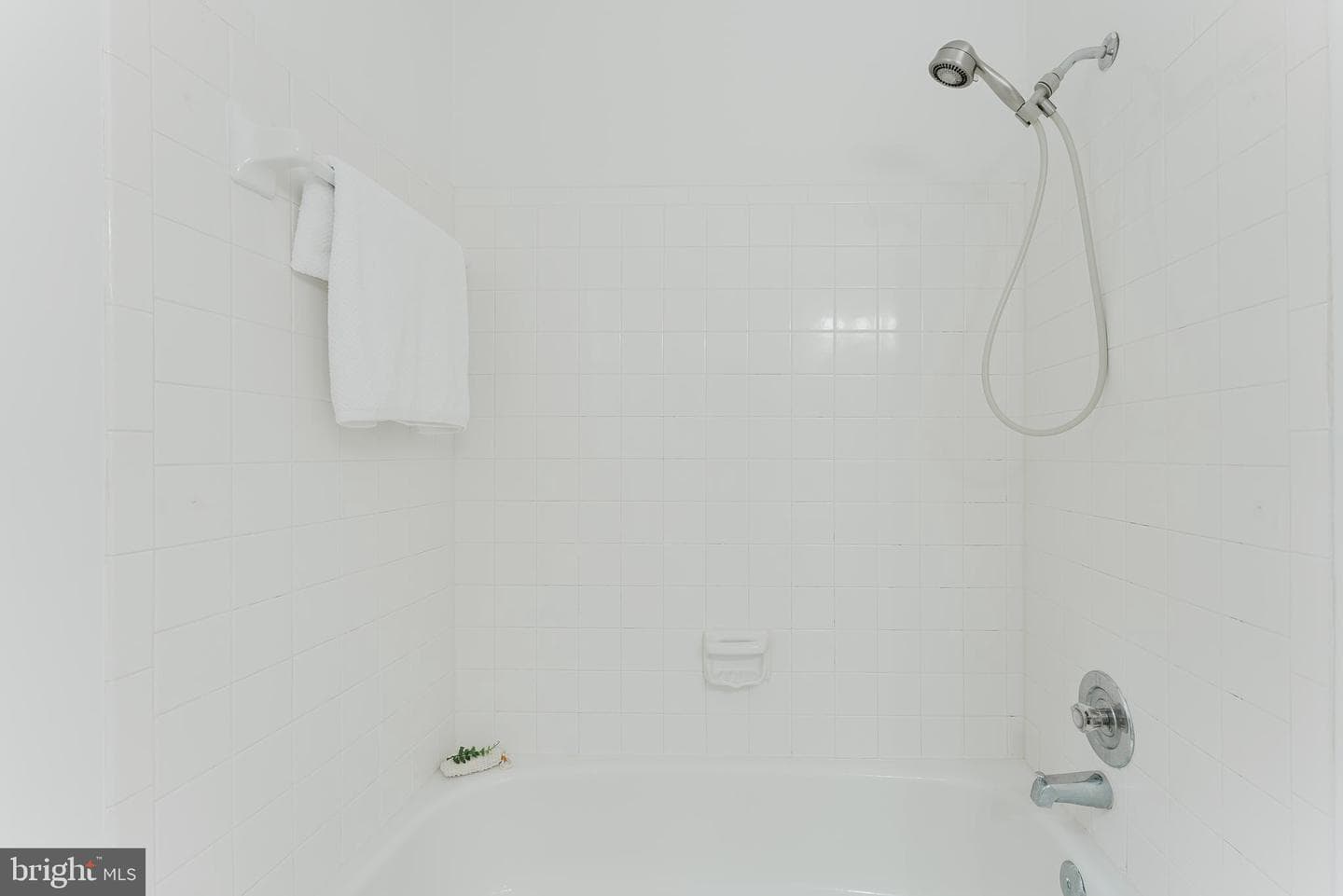 9505 Sailcloth Place photo 41