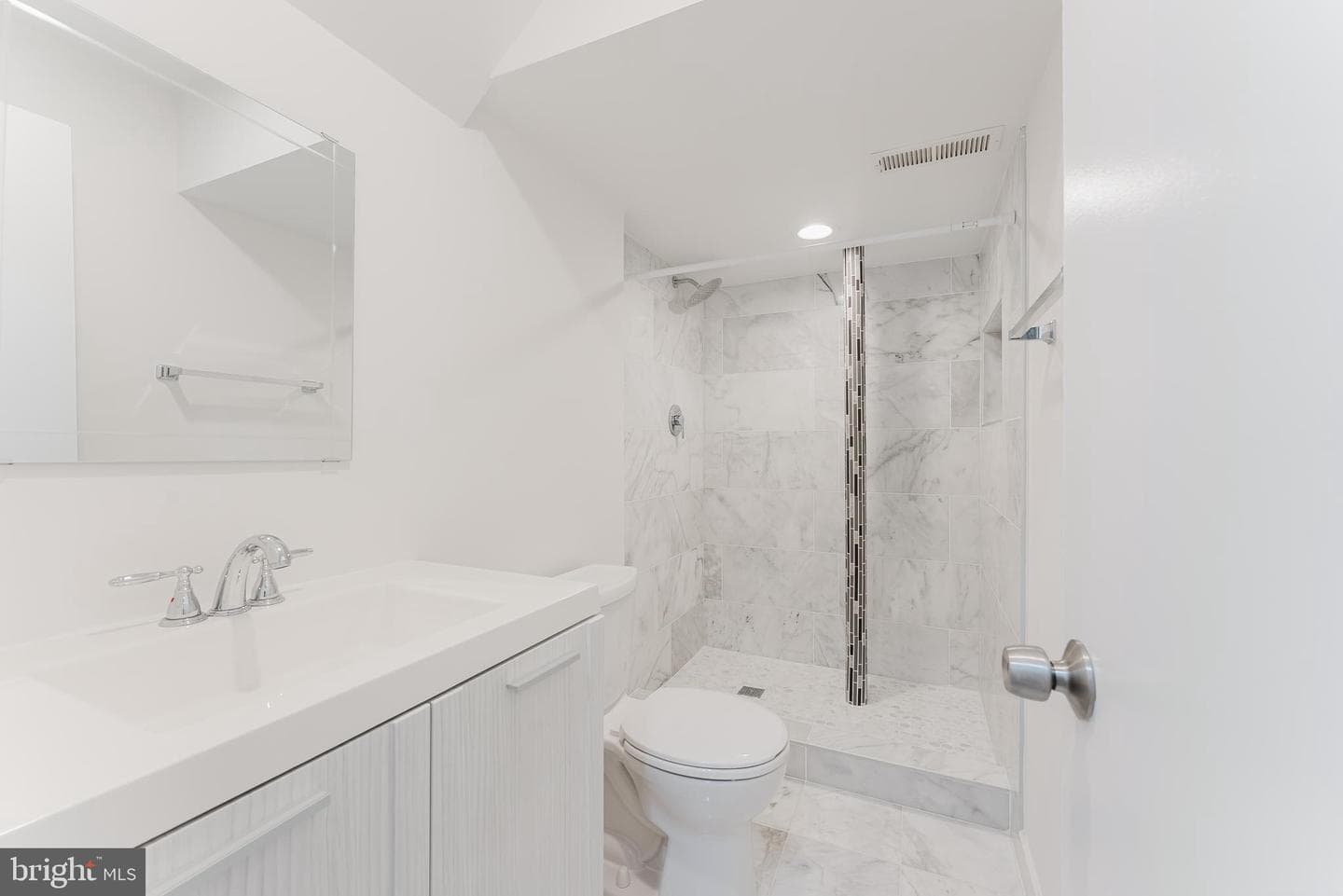 9505 Sailcloth Place photo 55