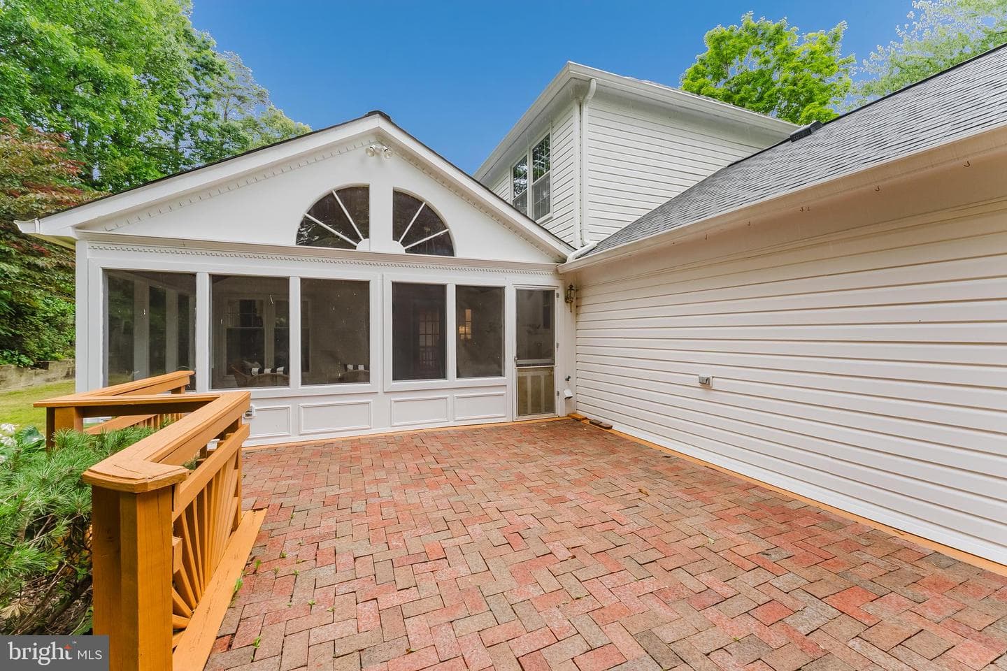 9505 Sailcloth Place photo 66