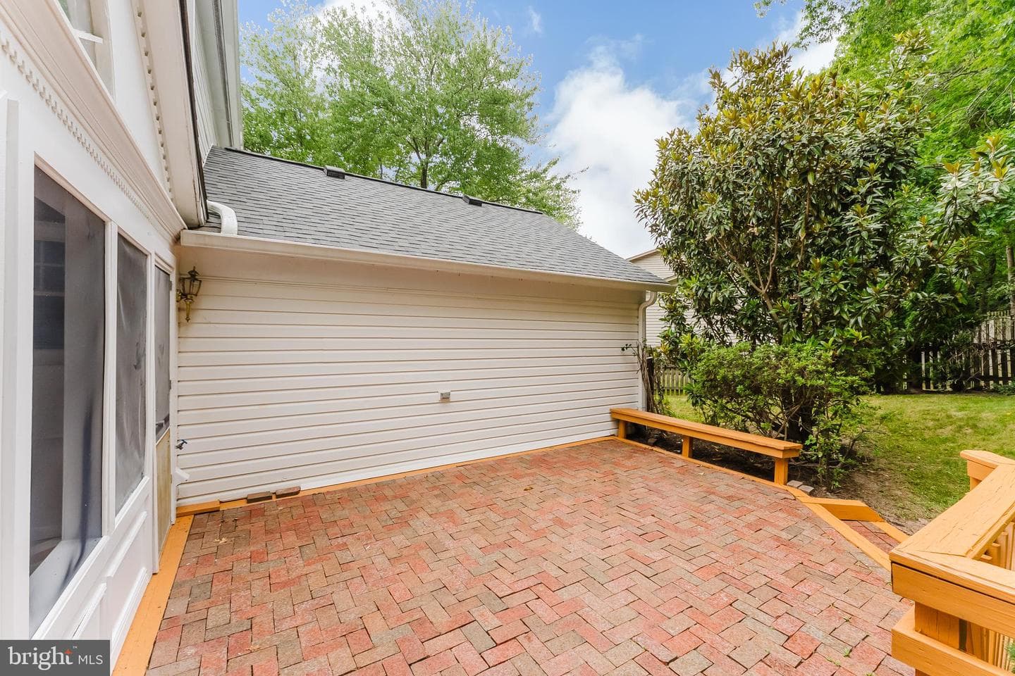 9505 Sailcloth Place photo 69