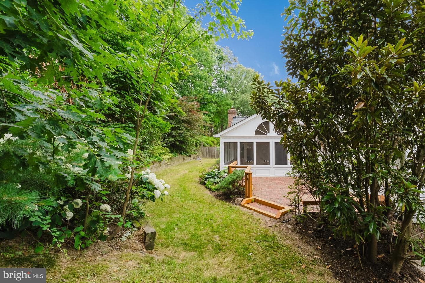 9505 Sailcloth Place photo 70