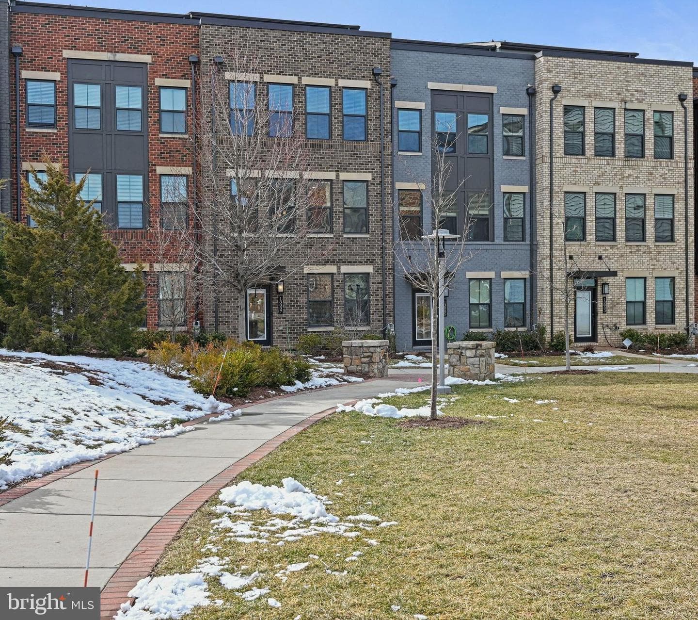 13007 Hattontown Square photo 33