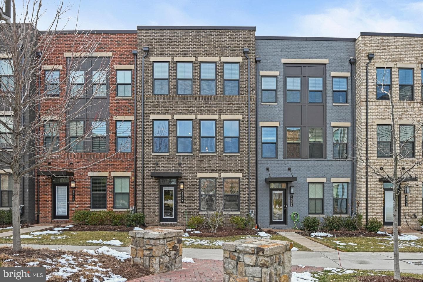 13007 Hattontown Square photo 34