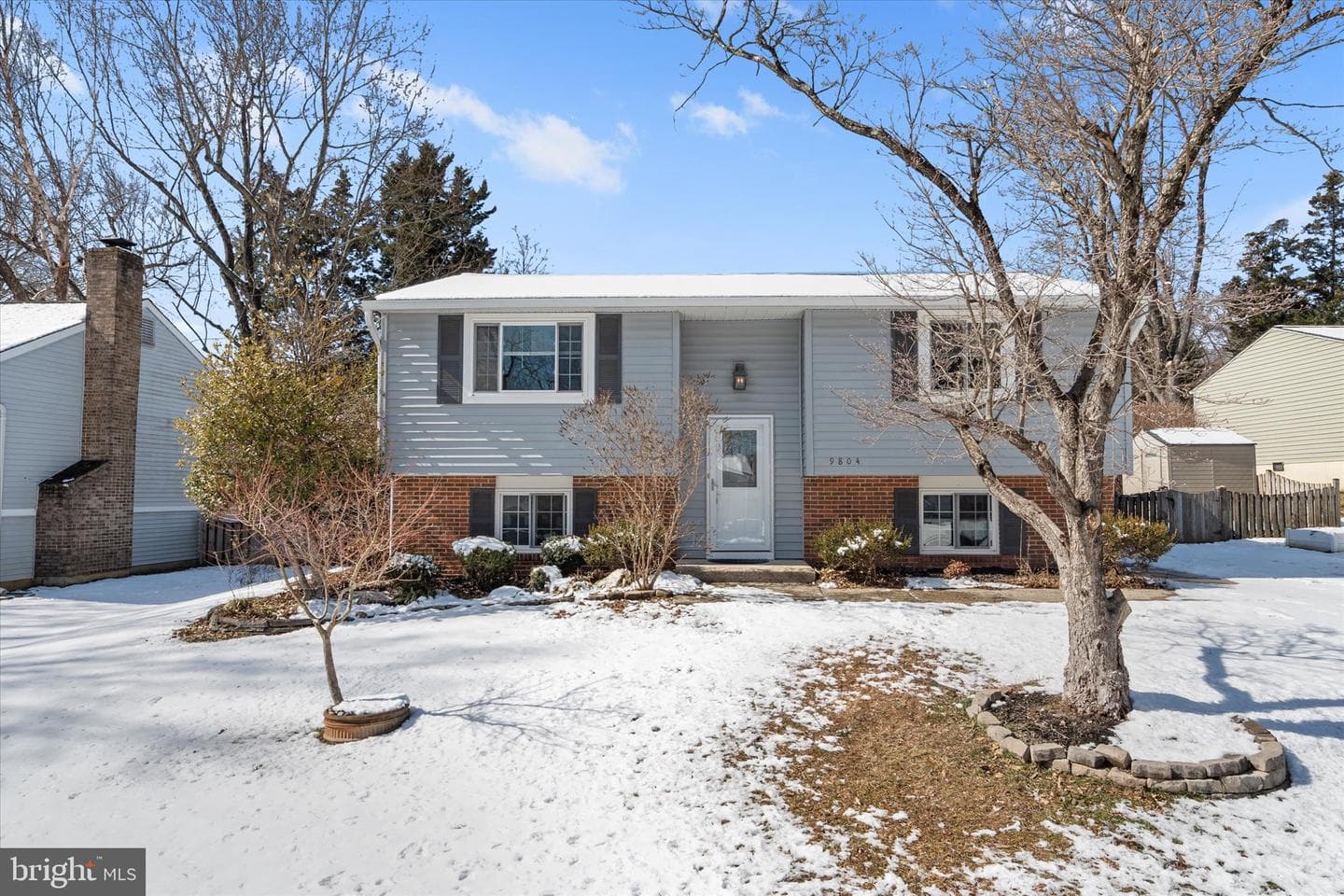 9804 Brightlea Drive photo 2