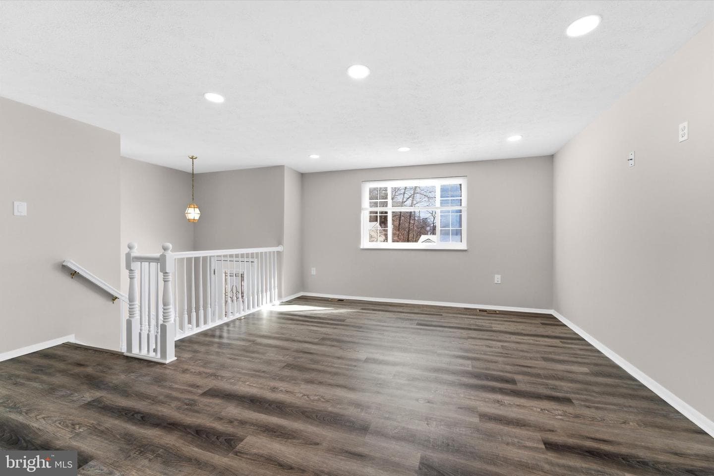 9804 Brightlea Drive photo 5