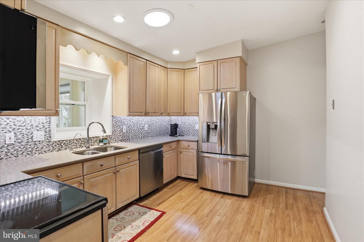 10009 Fairoaks Road photo 4