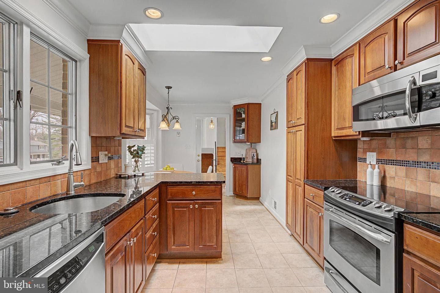 6607 Grey Fox Drive photo 3