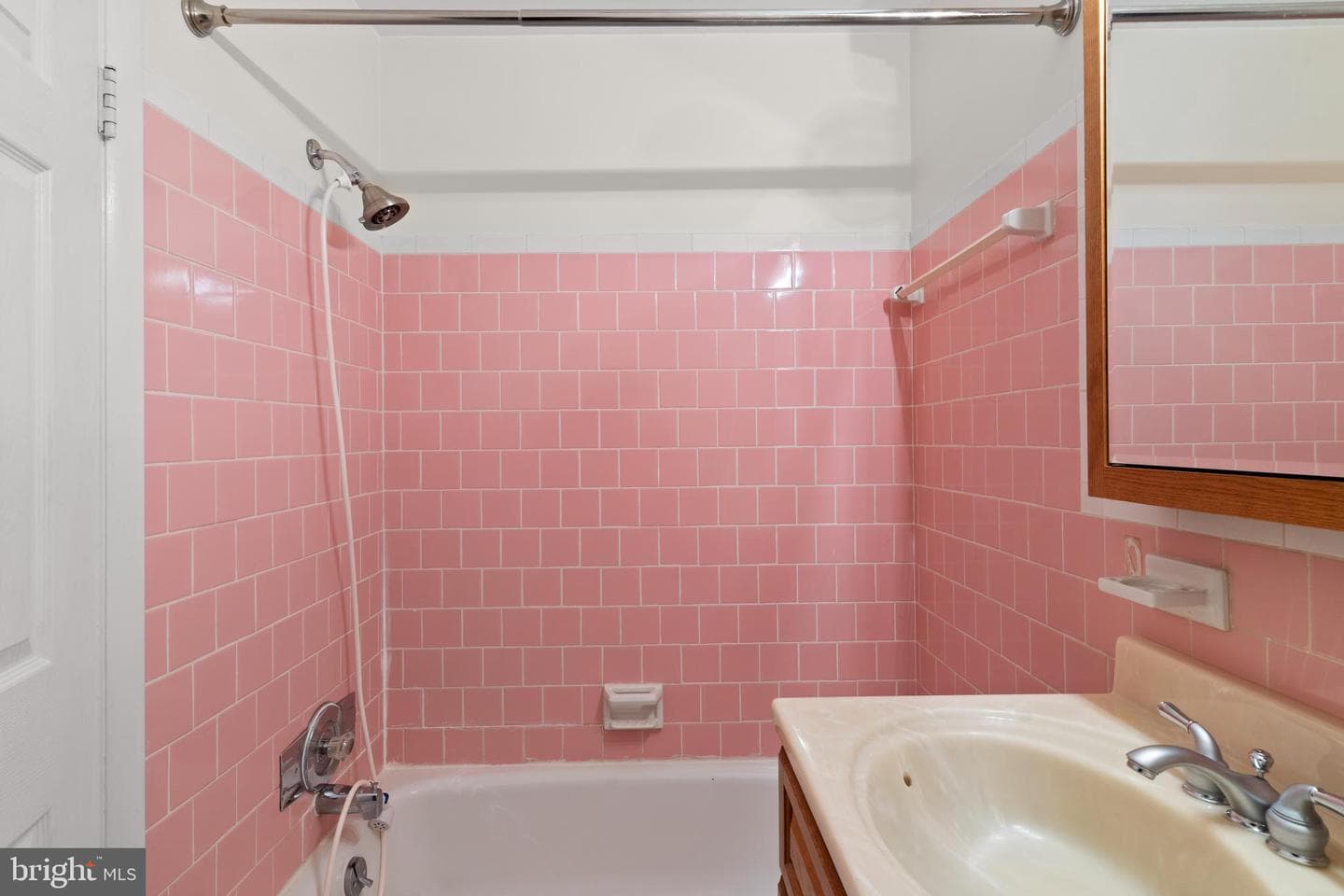 8117 Dabney Avenue photo 21