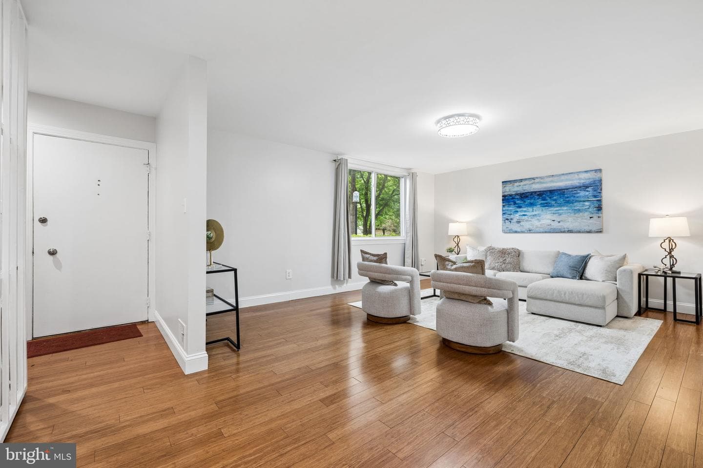 11172 Forest Edge Drive photo 5