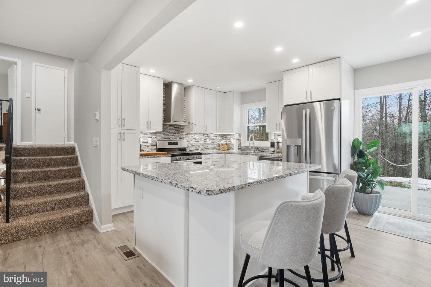 6810 Mayo Court photo 5