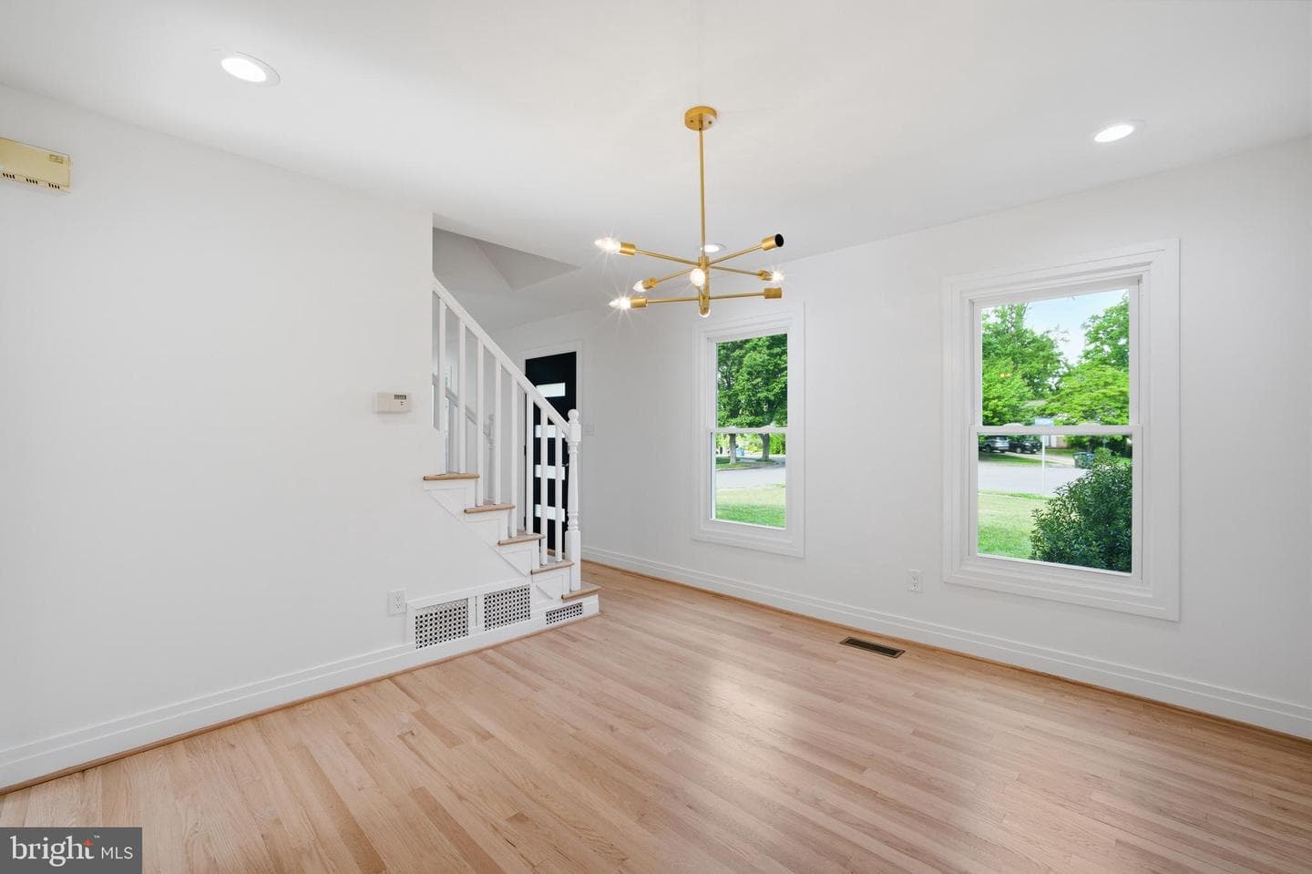 9609 Podium Drive photo 13