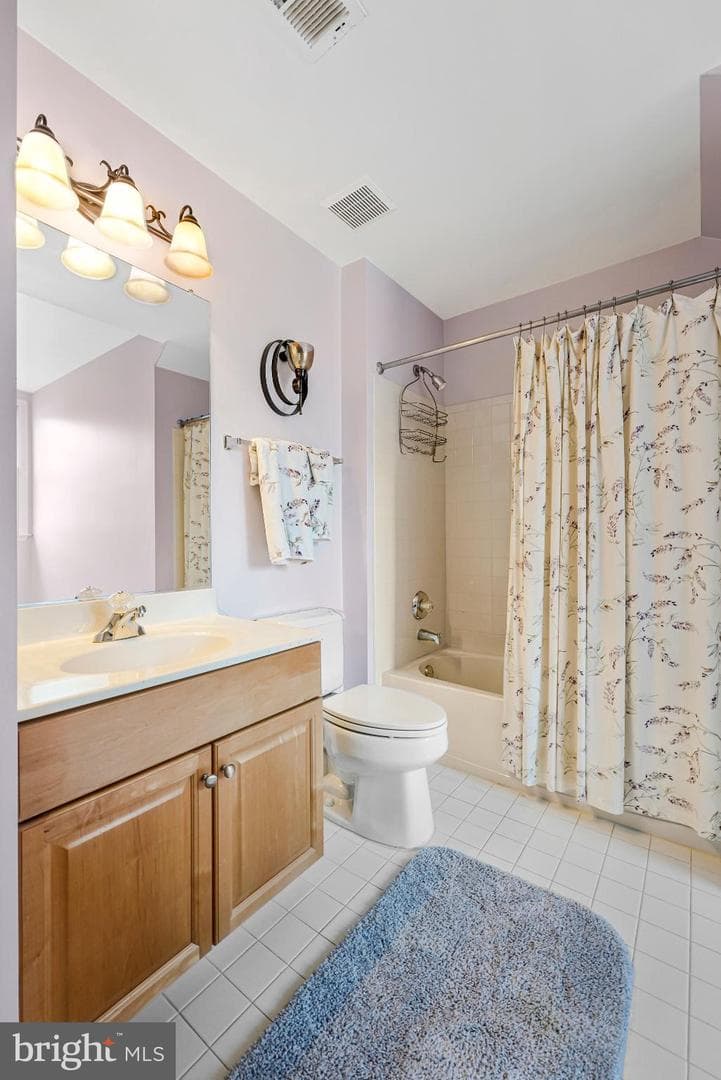 3303 Lauren Oaks Court photo 35