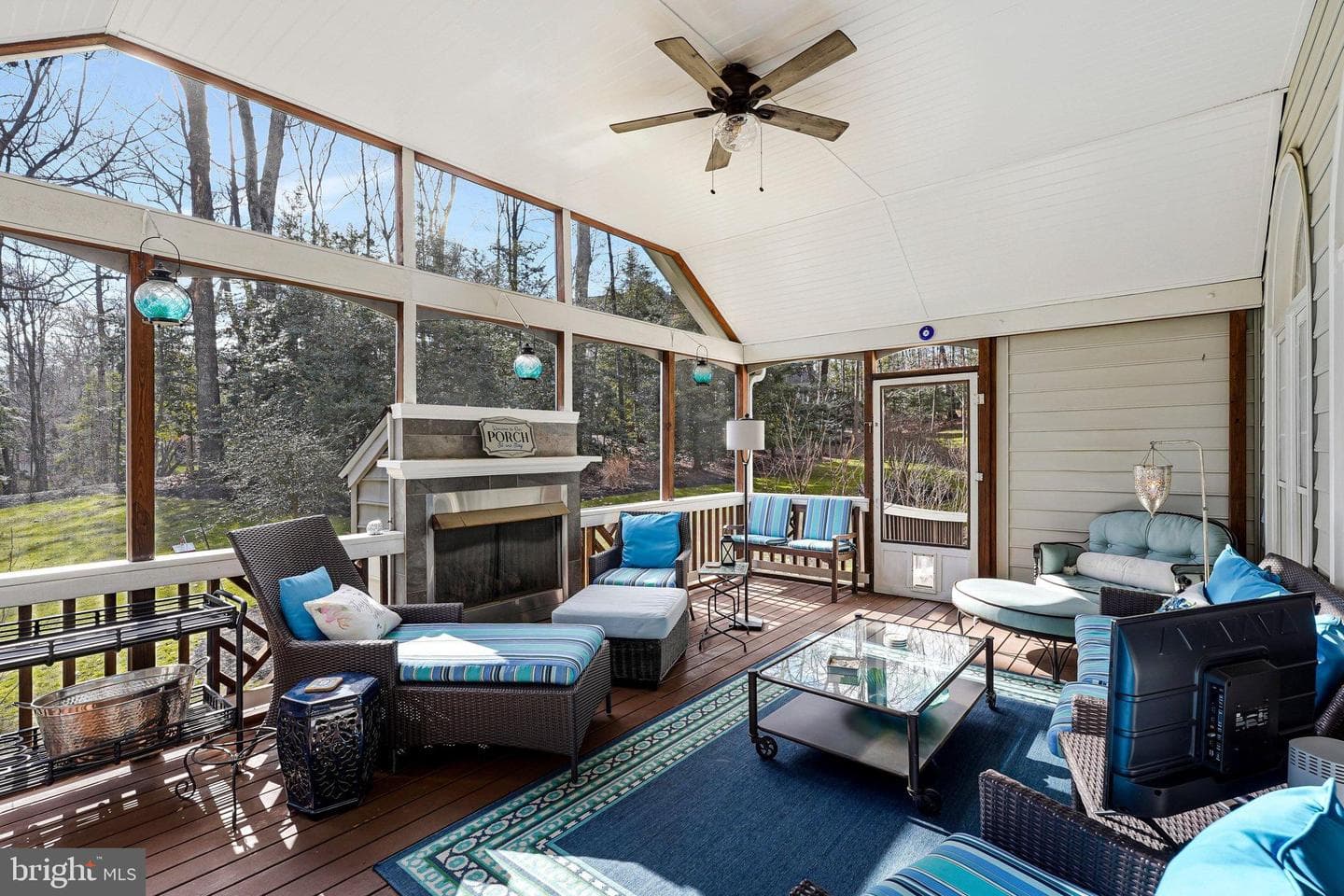 3303 Lauren Oaks Court photo 6