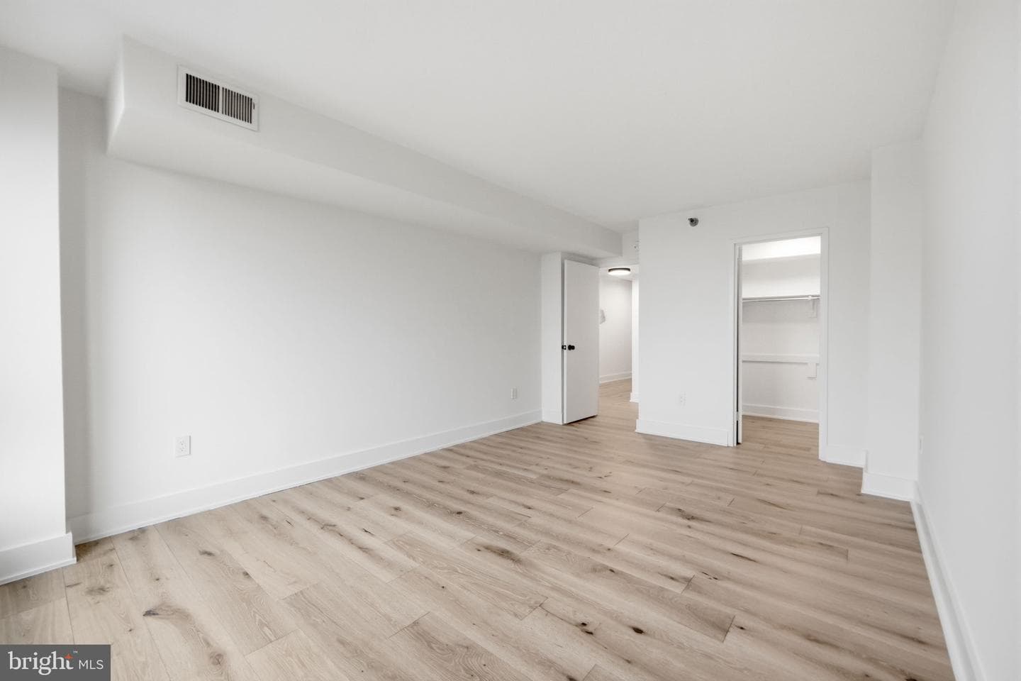 1808 Old Meadow Road #1201 photo 23