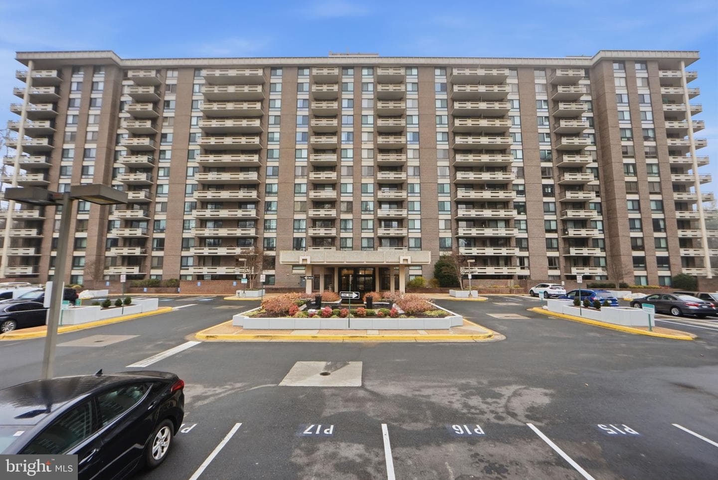 1808 Old Meadow Road #1201 photo 4