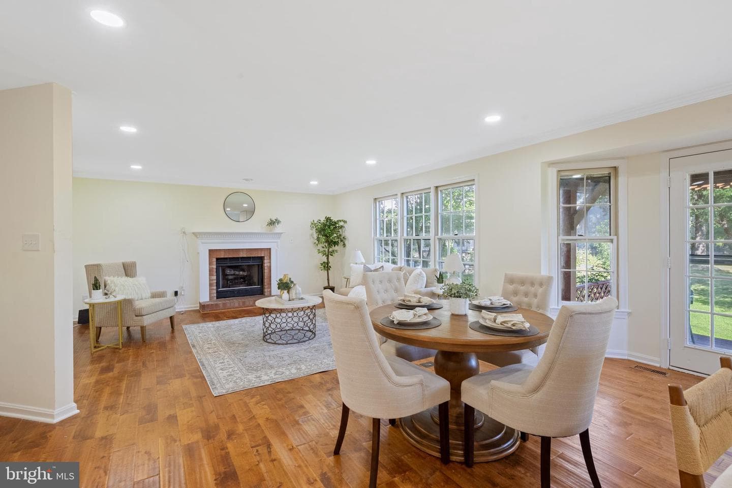 14216 Hartwood Court photo 8