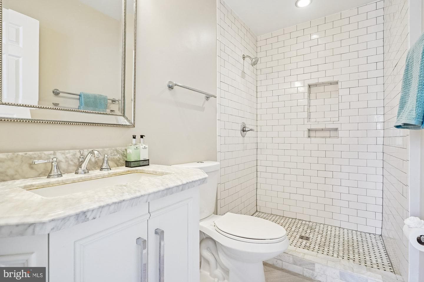 8826 Surveyors Place photo 25
