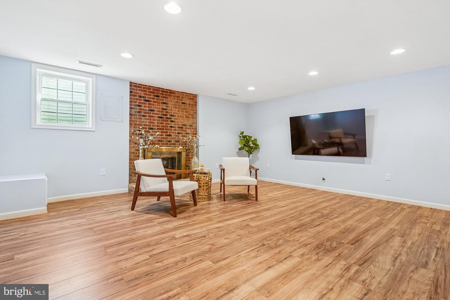 8826 Surveyors Place photo 5