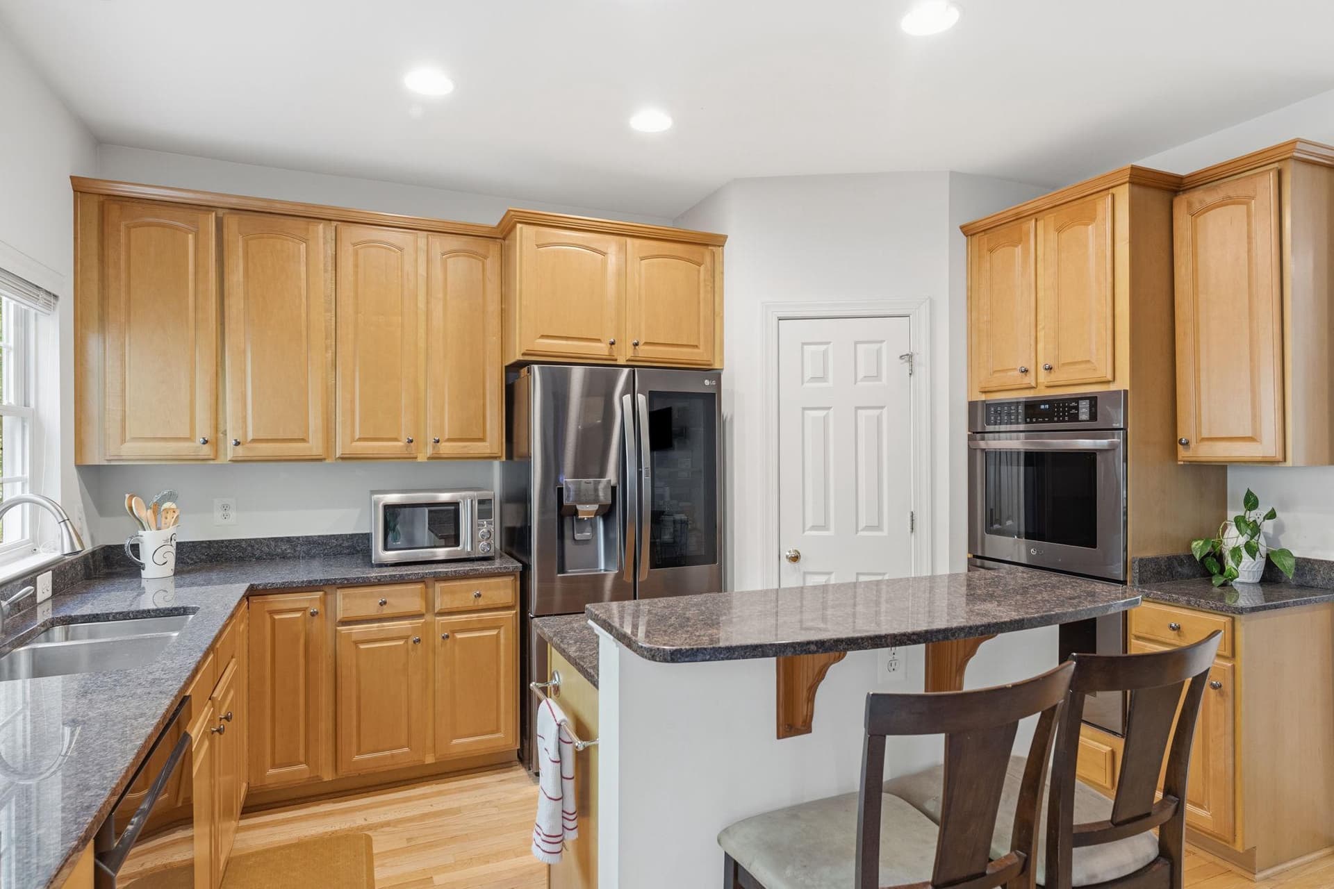 4176 Lower Park Drive photo 8