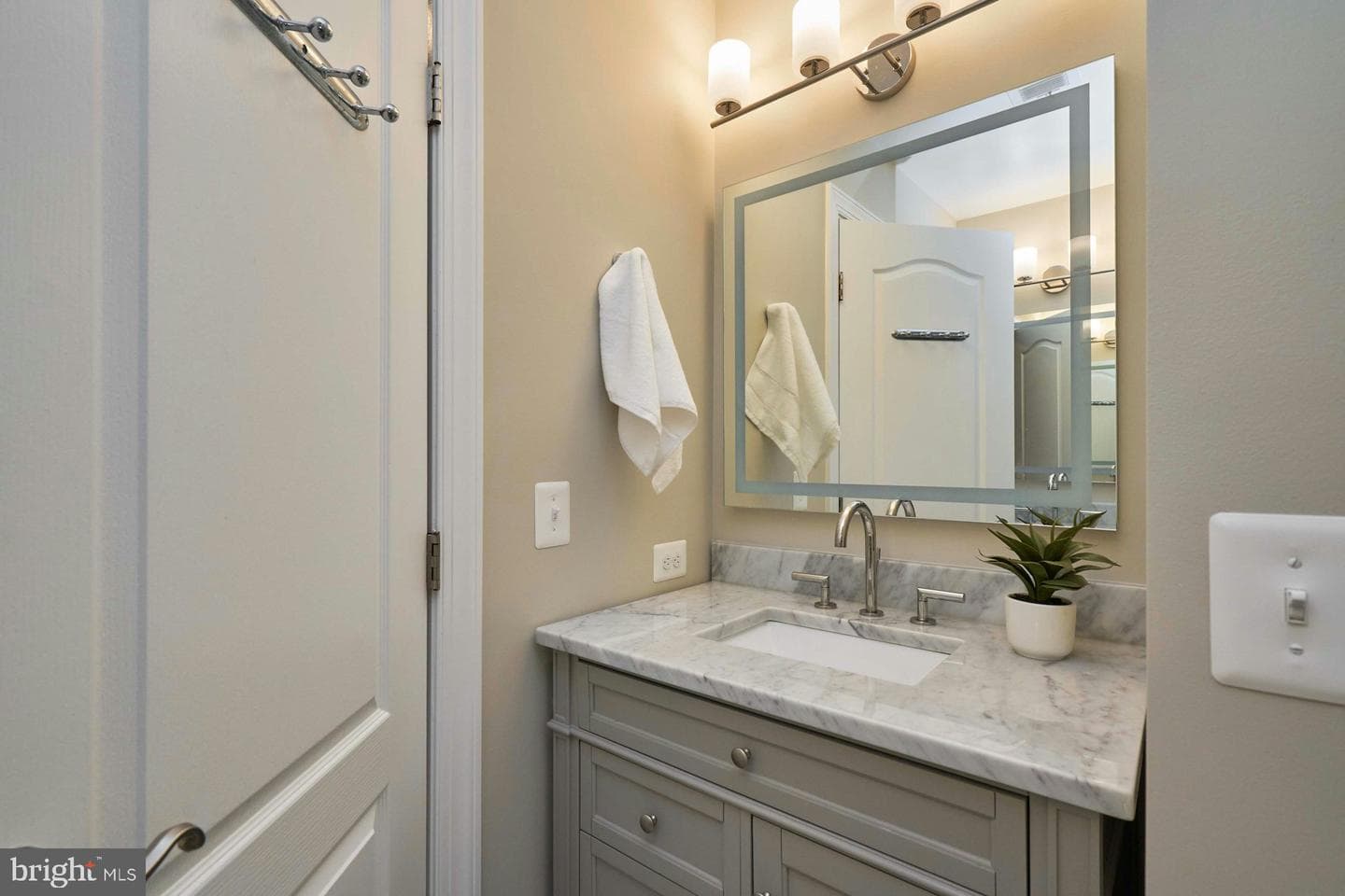 2771 Cody Road photo 56