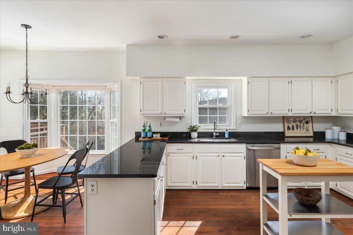 1607 Sereno Court photo 18