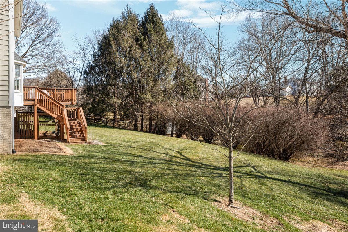 1607 Sereno Court photo 39