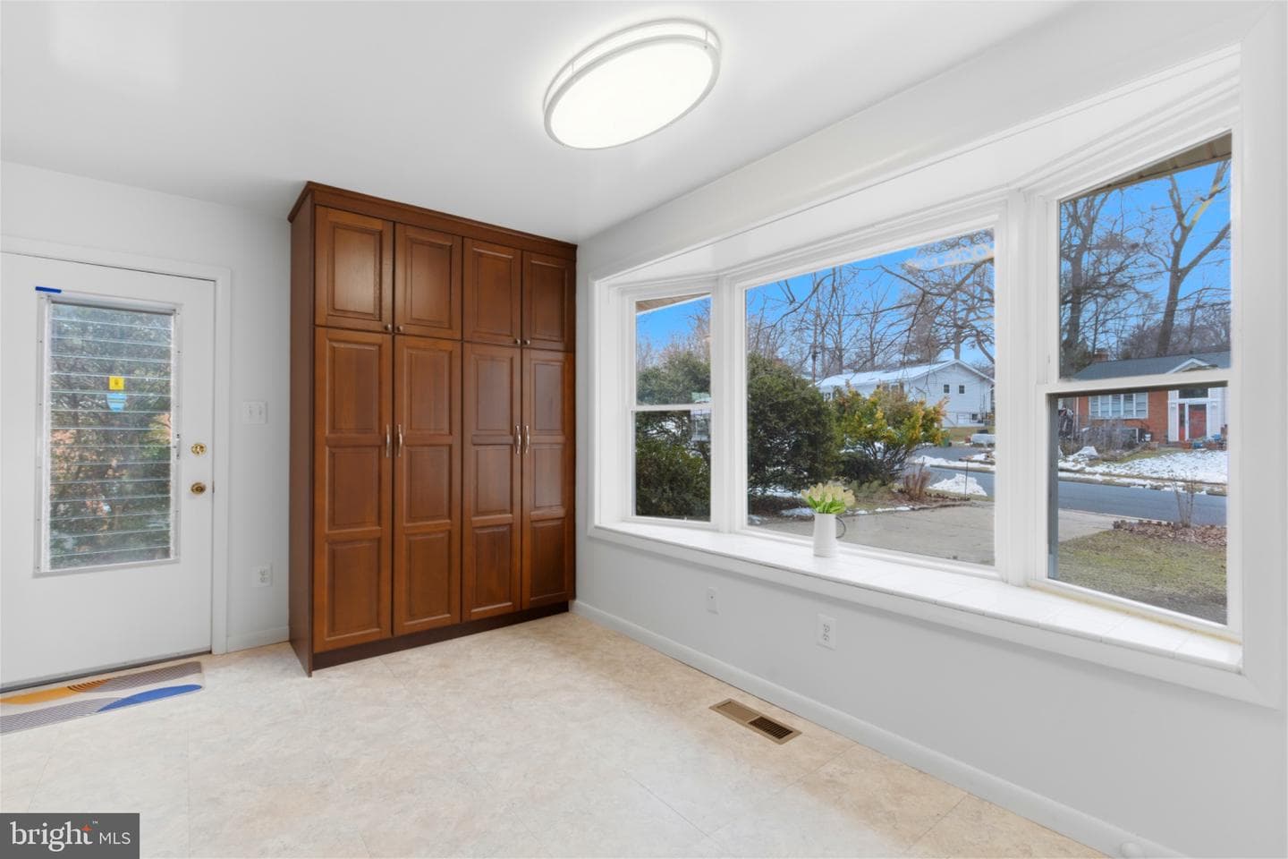 2410 Drexel Street photo 15