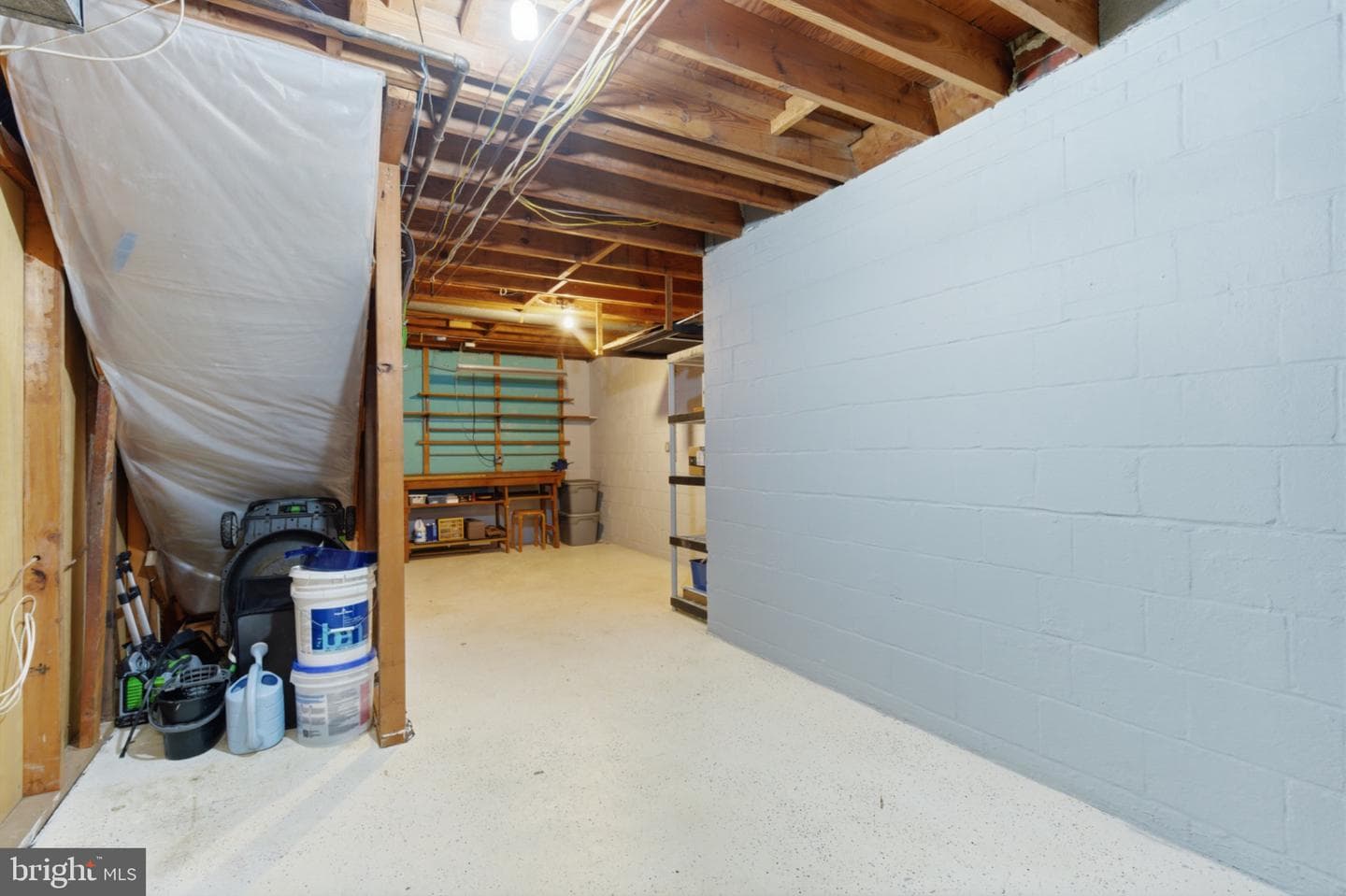 2410 Drexel Street photo 36