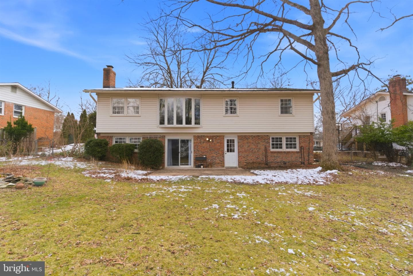 2410 Drexel Street photo 38