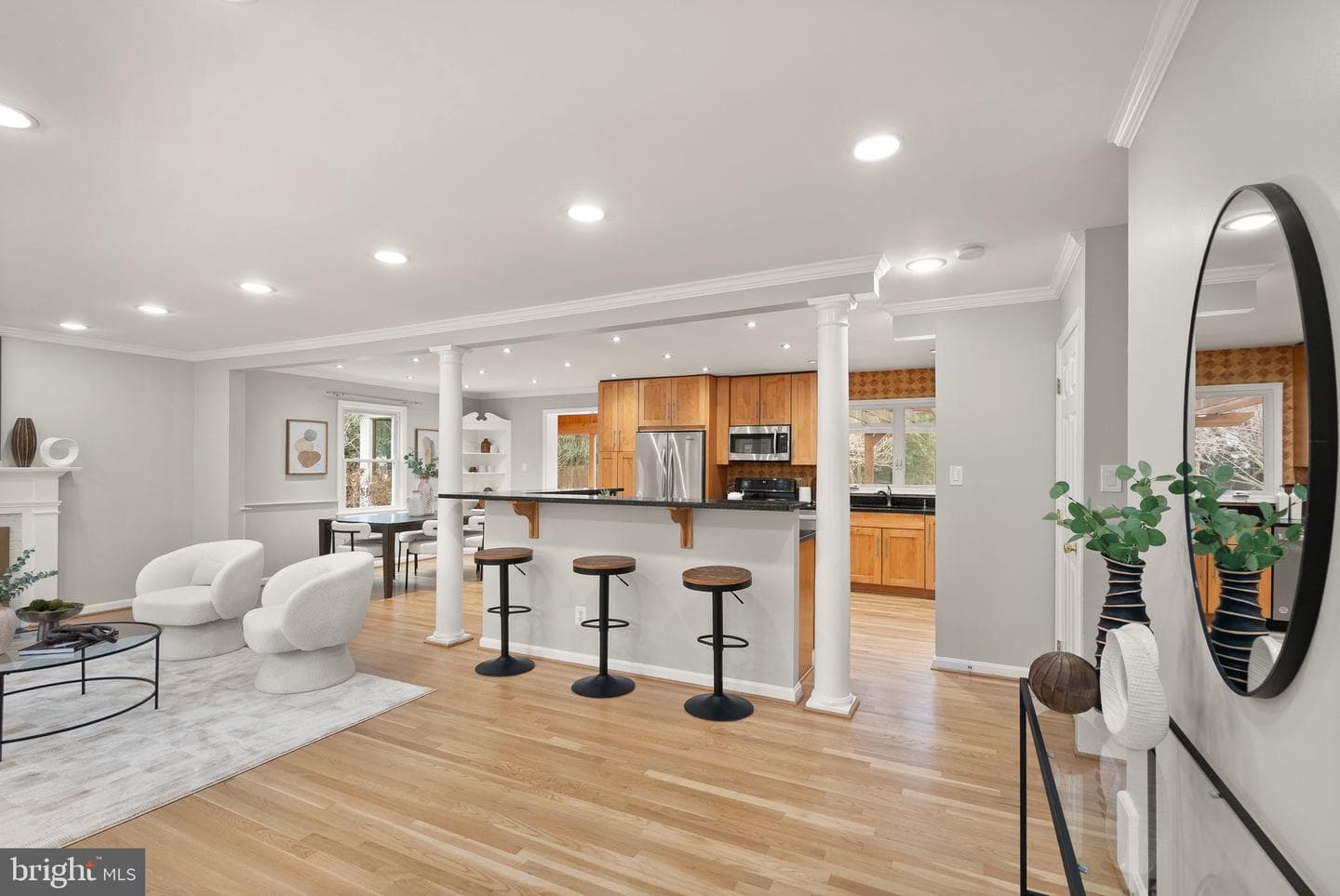 1114 Alden Road photo 2
