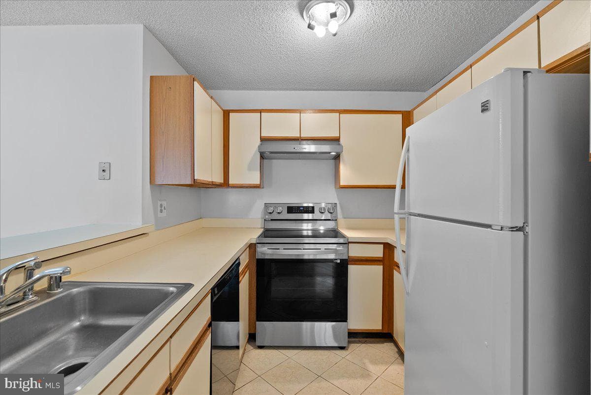 11719 Summerchase Circle photo 12