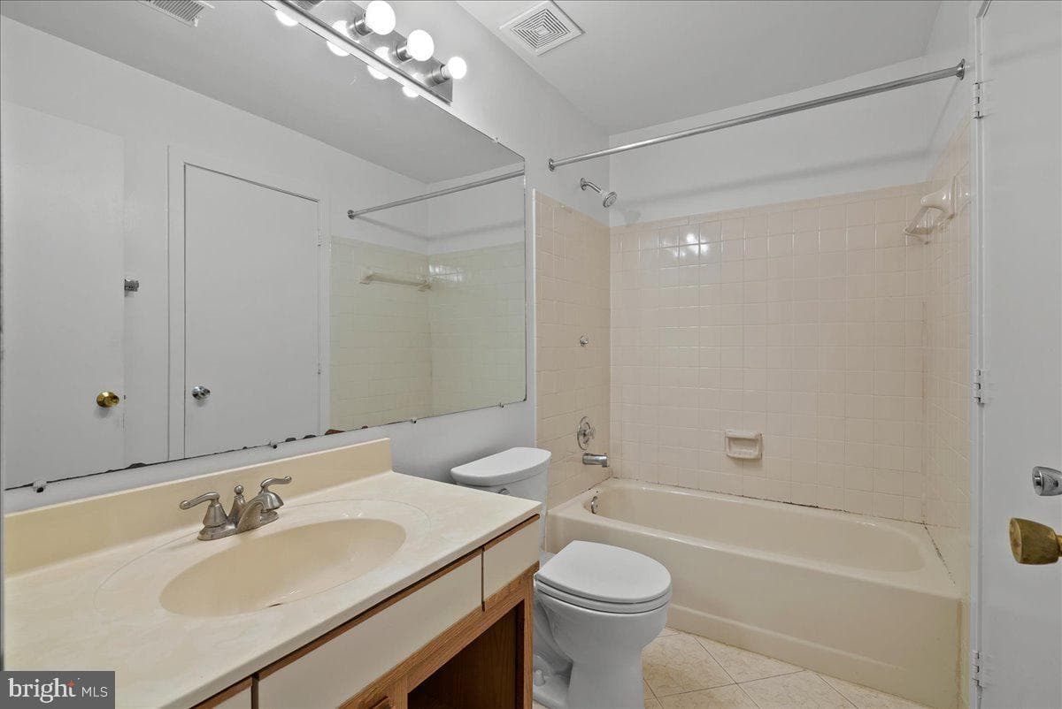 11719 Summerchase Circle photo 17