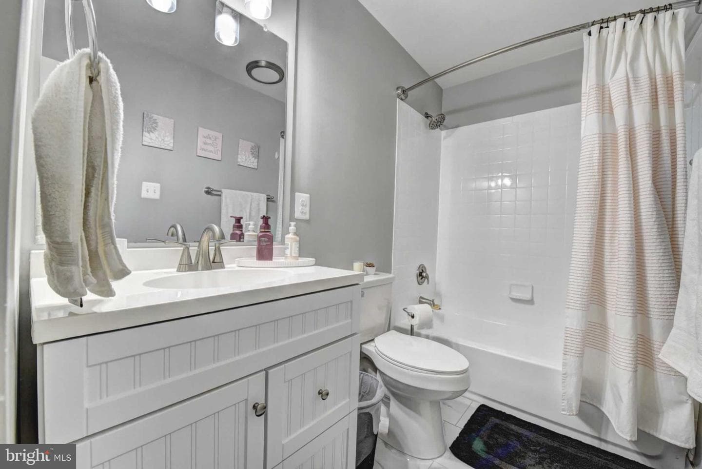 2226 Gunsmith Square photo 22