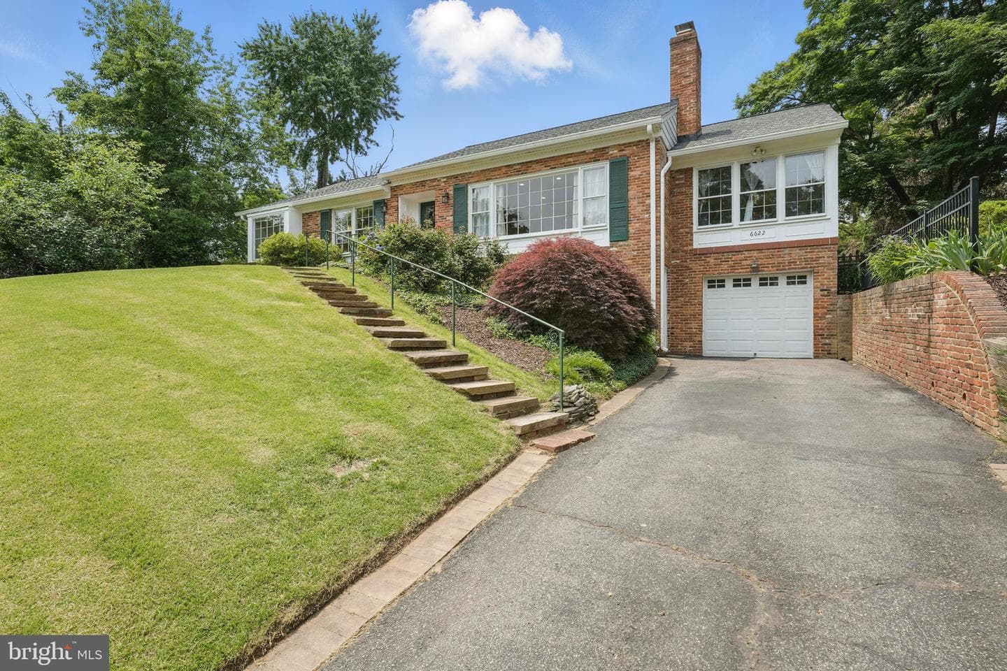 6622 Skyline Court photo 2