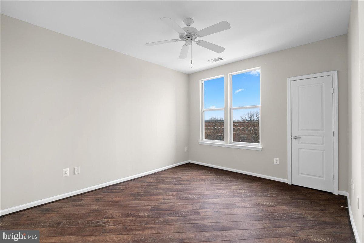 12000 Market Street #374 photo 12