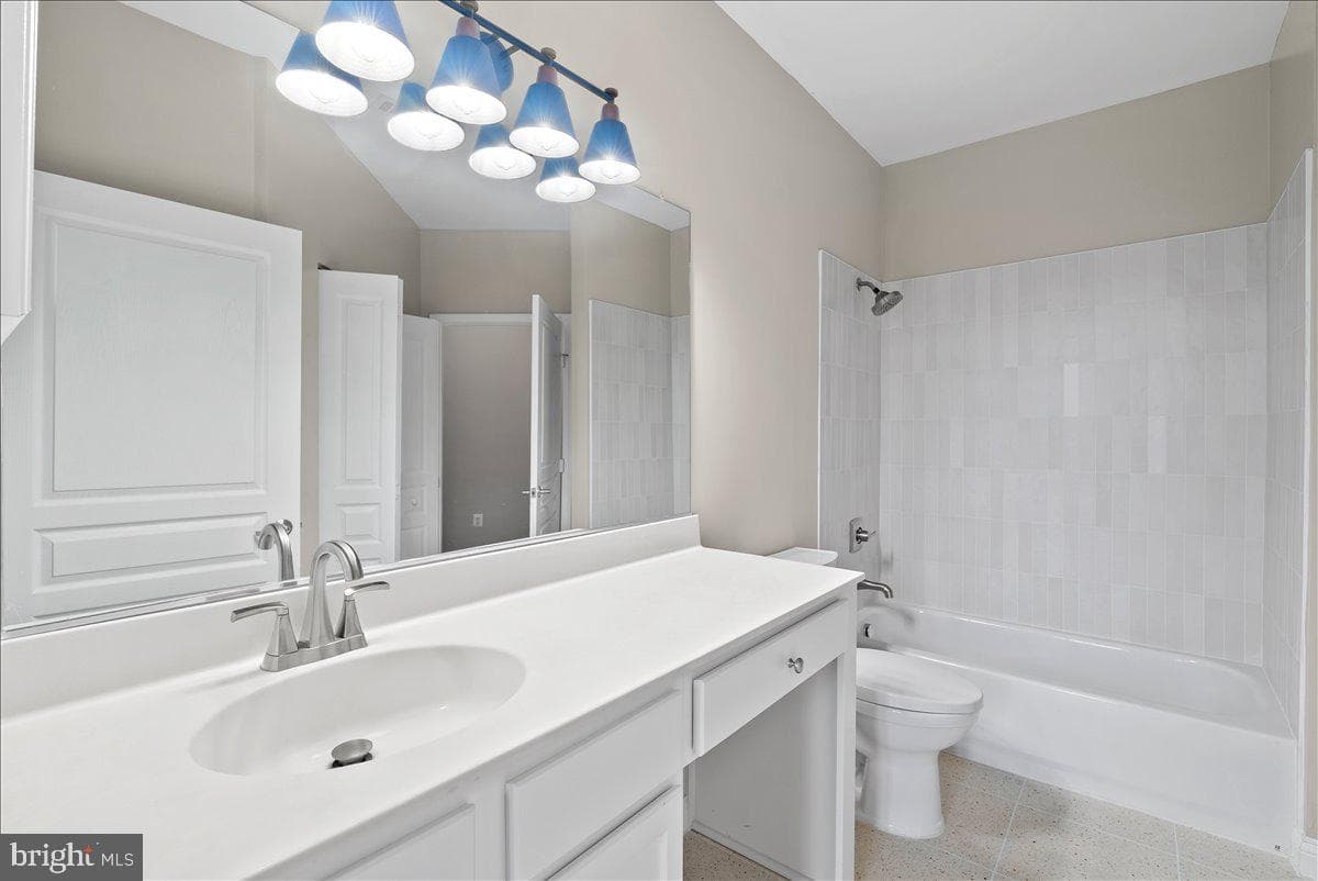 12000 Market Street #374 photo 21