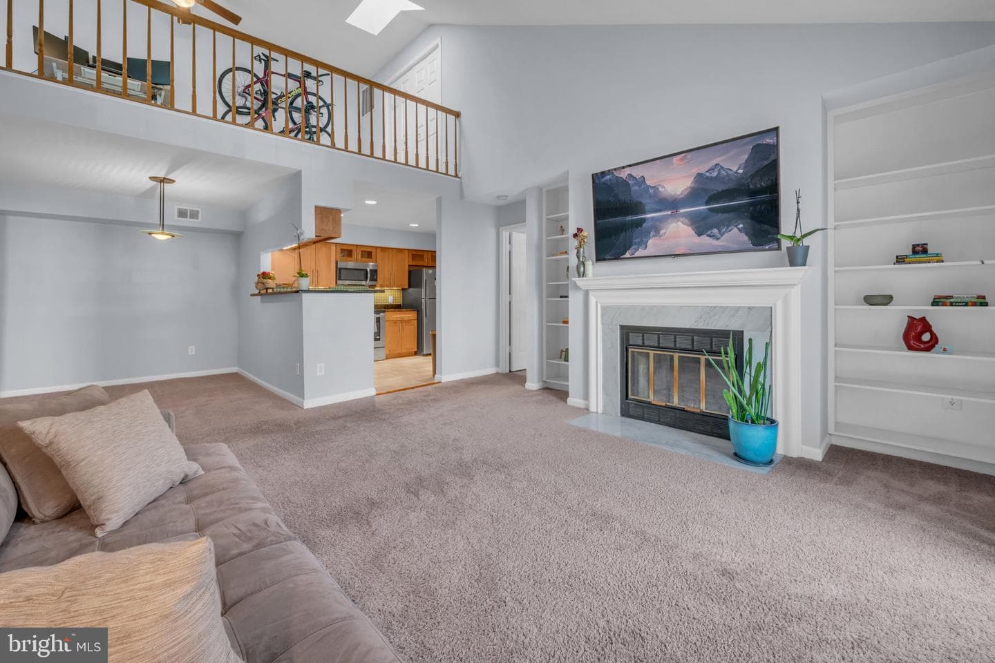 2233 Lovedale Lane #l photo 4
