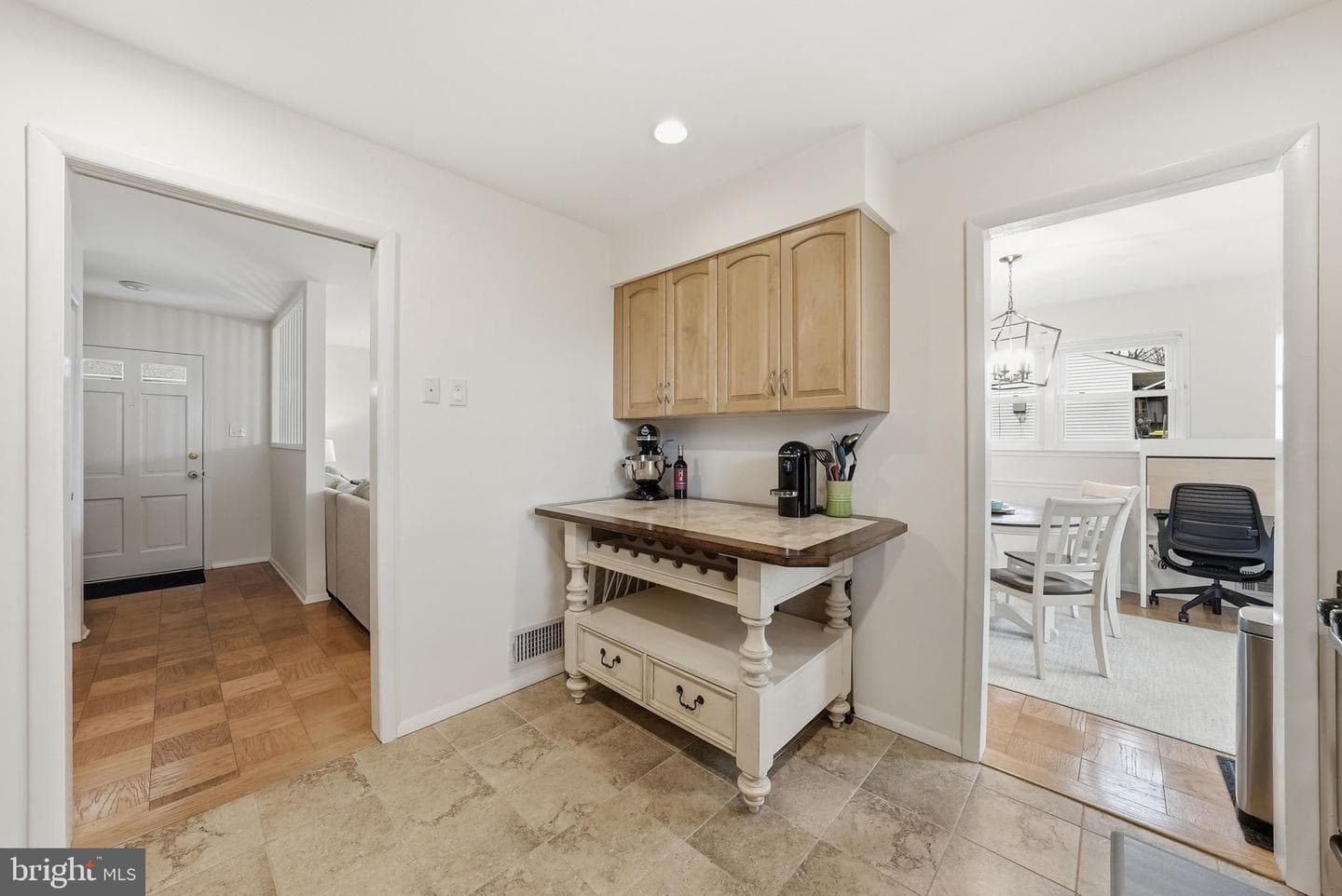 4616 Exeter Street photo 14