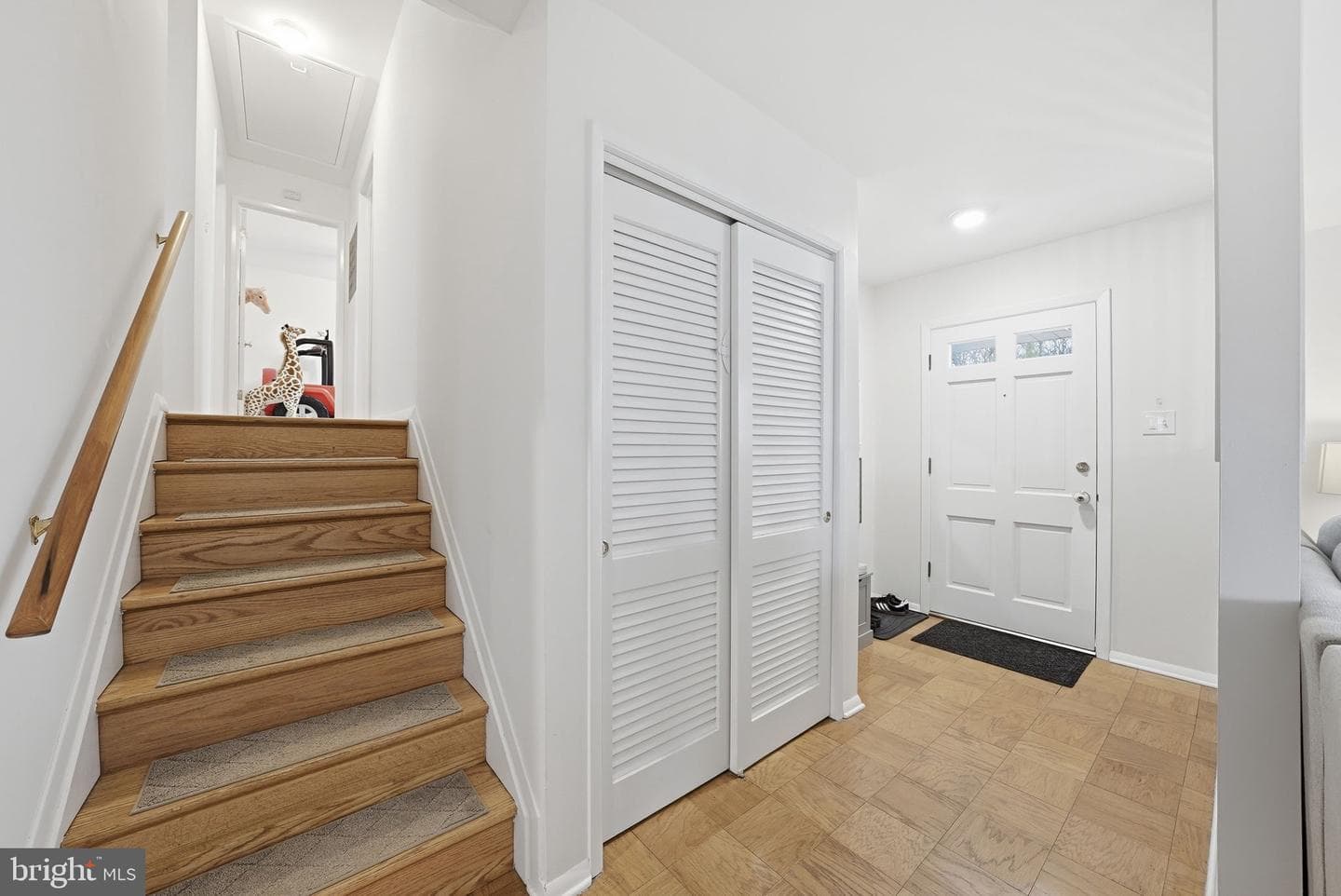 4616 Exeter Street photo 17