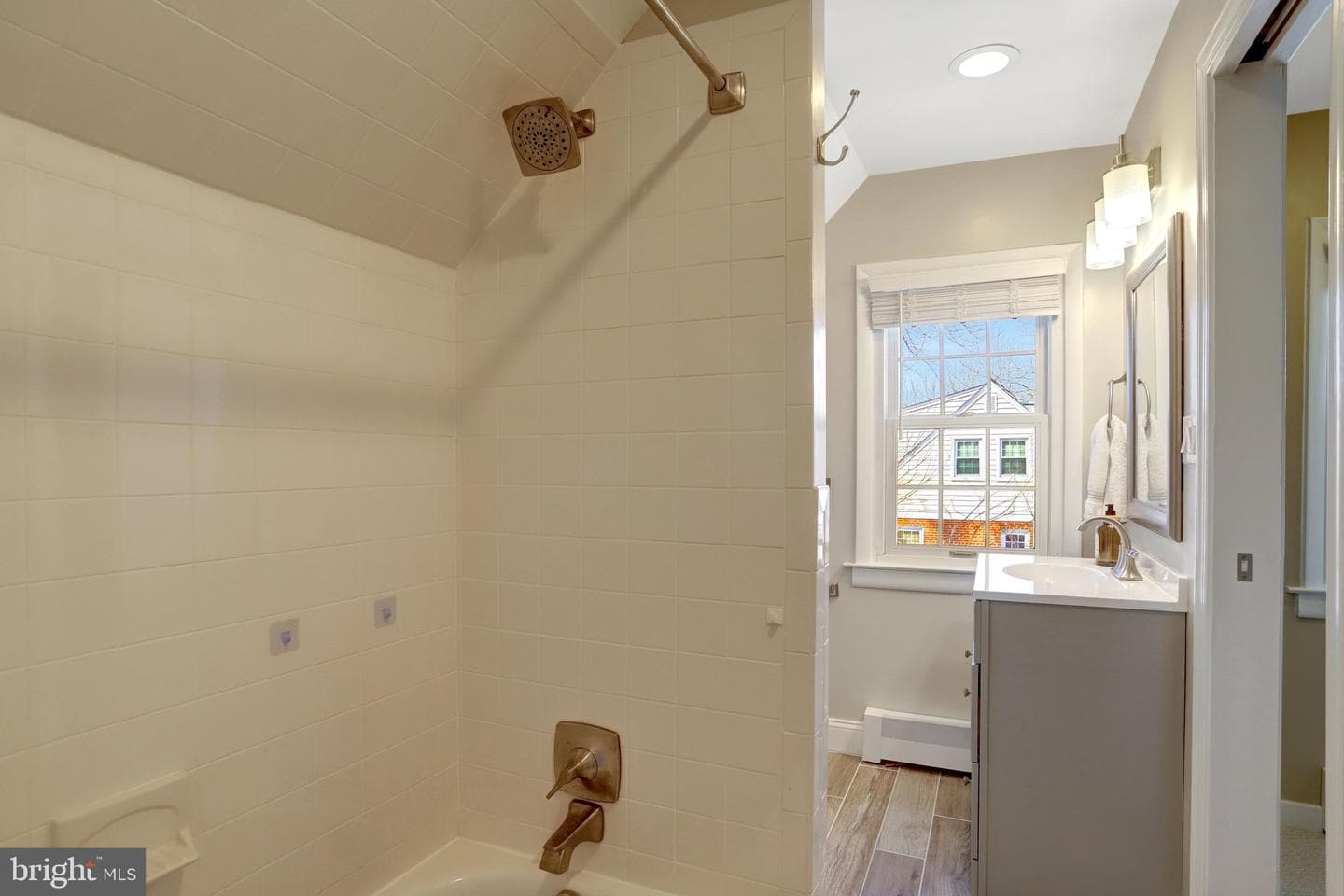 3530 Gordon Street photo 30
