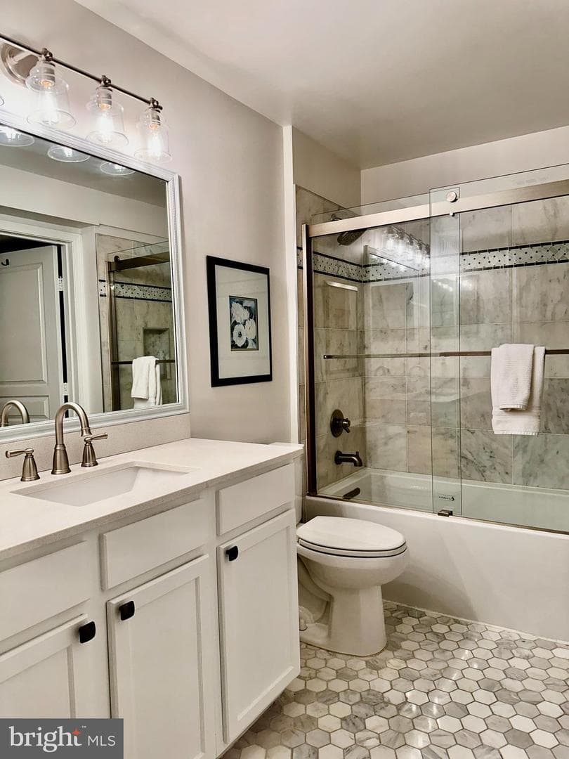 12000 Market Street #472 photo 8