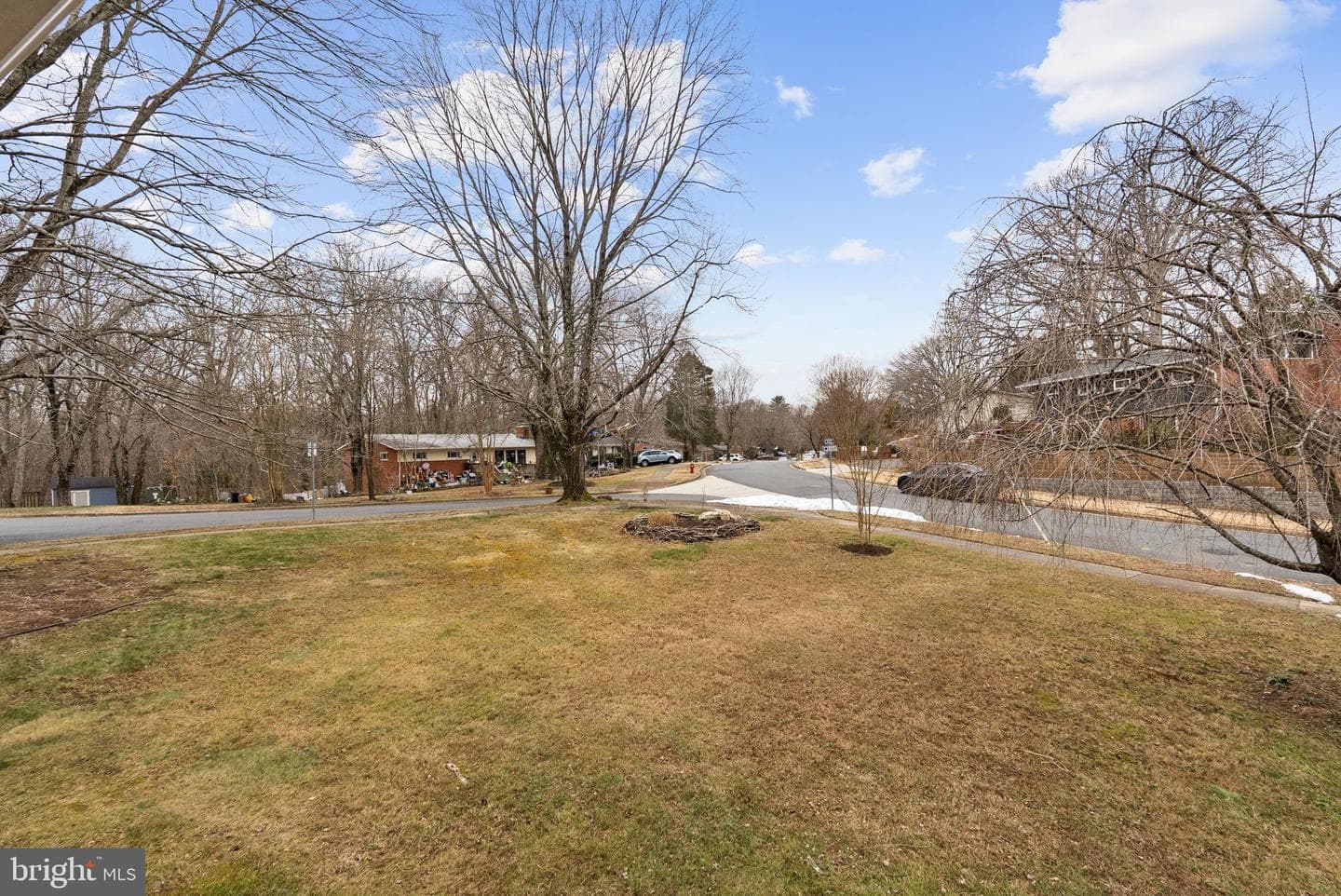 7405 Add Drive photo 72