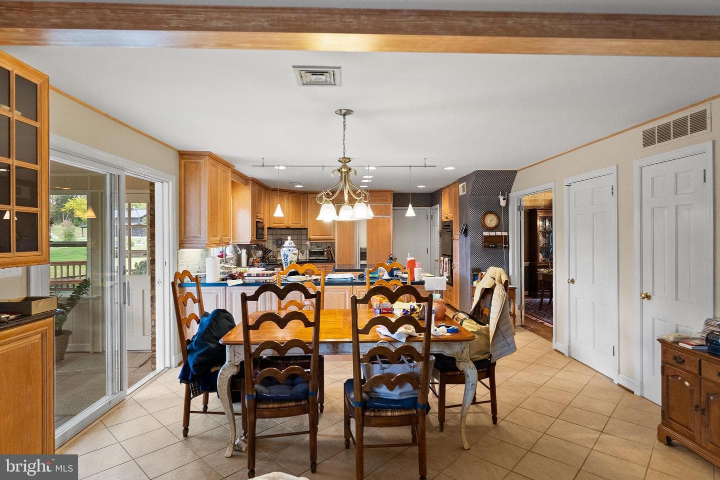 1207 Towlston Road photo 20