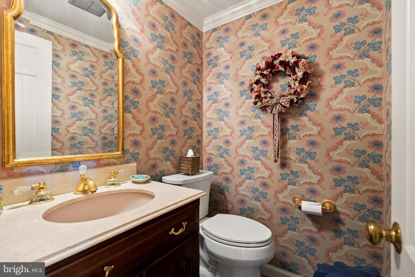1207 Towlston Road photo 9